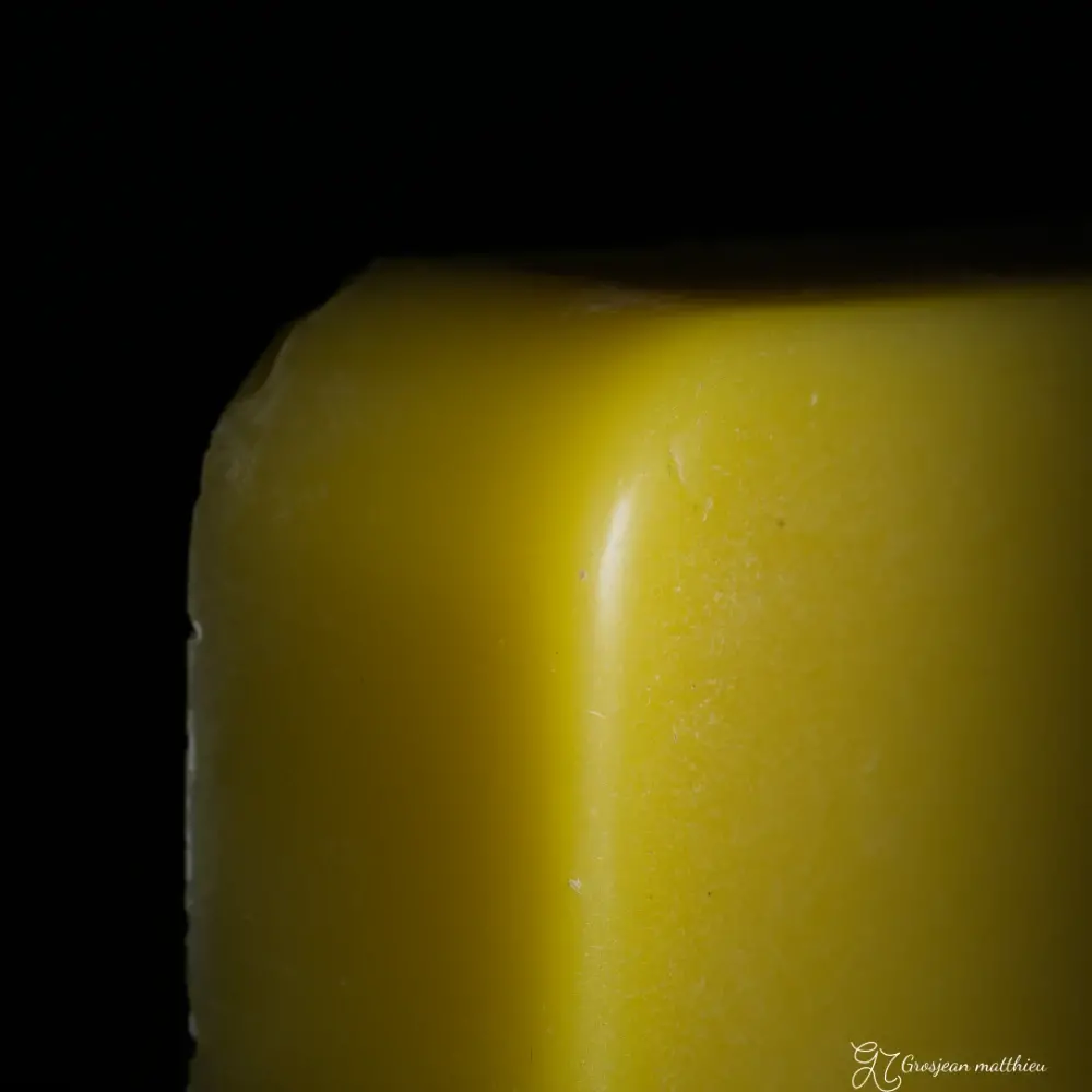 Pain de cire d abeille 02