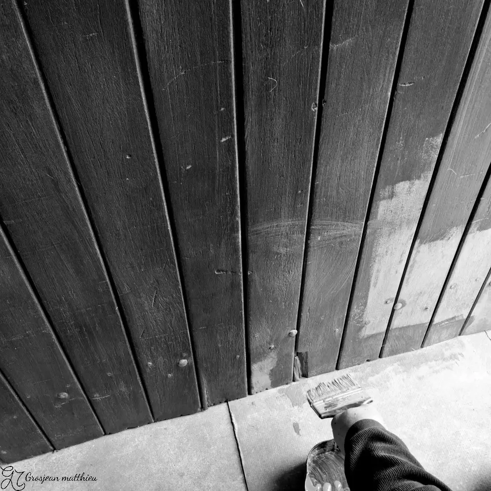 Renovation de la porte et enseigne 01