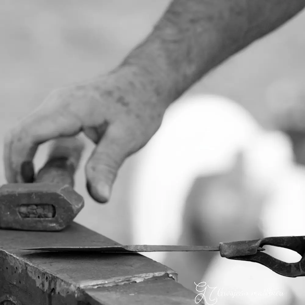 blacksmithing demonstration by michel 04