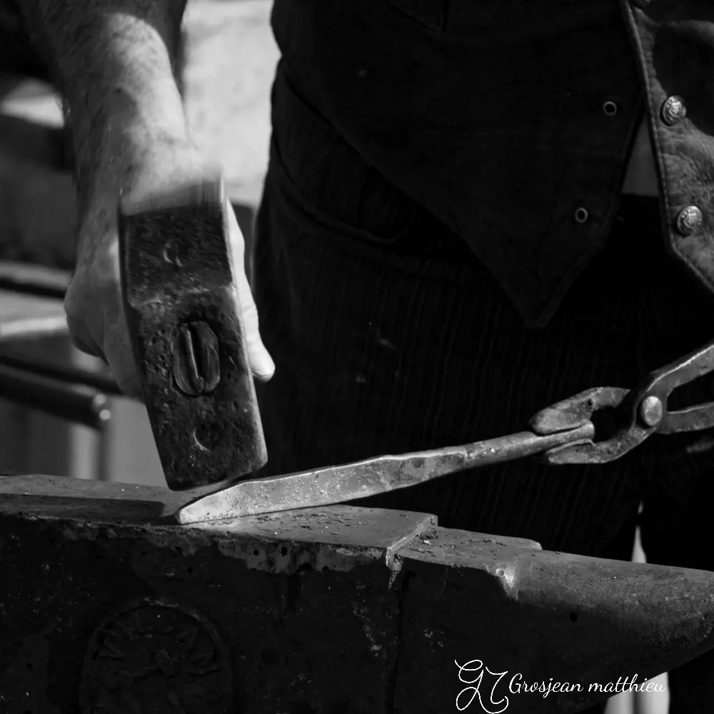 blacksmithing demonstration by michel 05