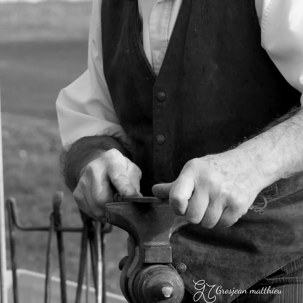 blacksmithing demonstration by michel 11