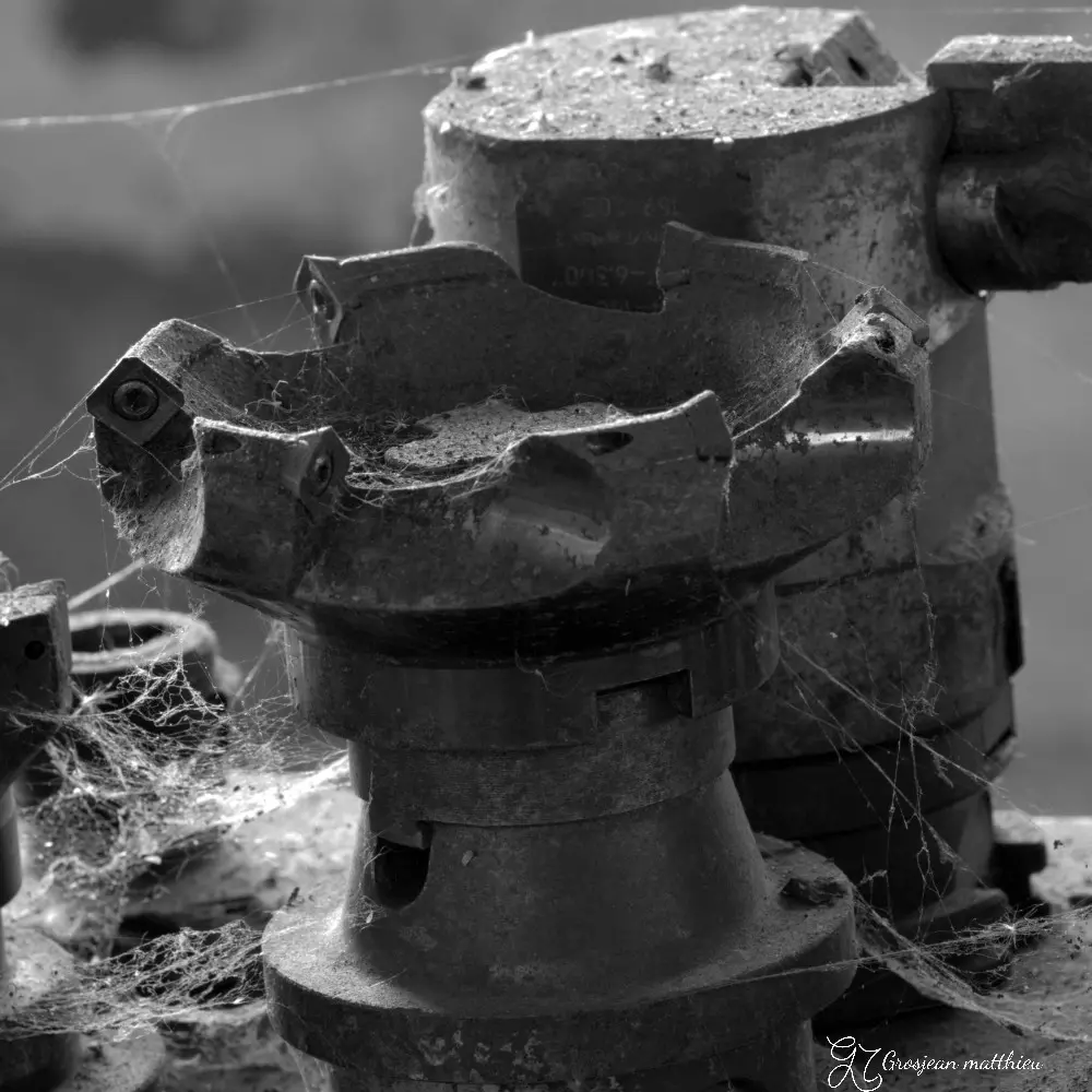 a disused workshop 08