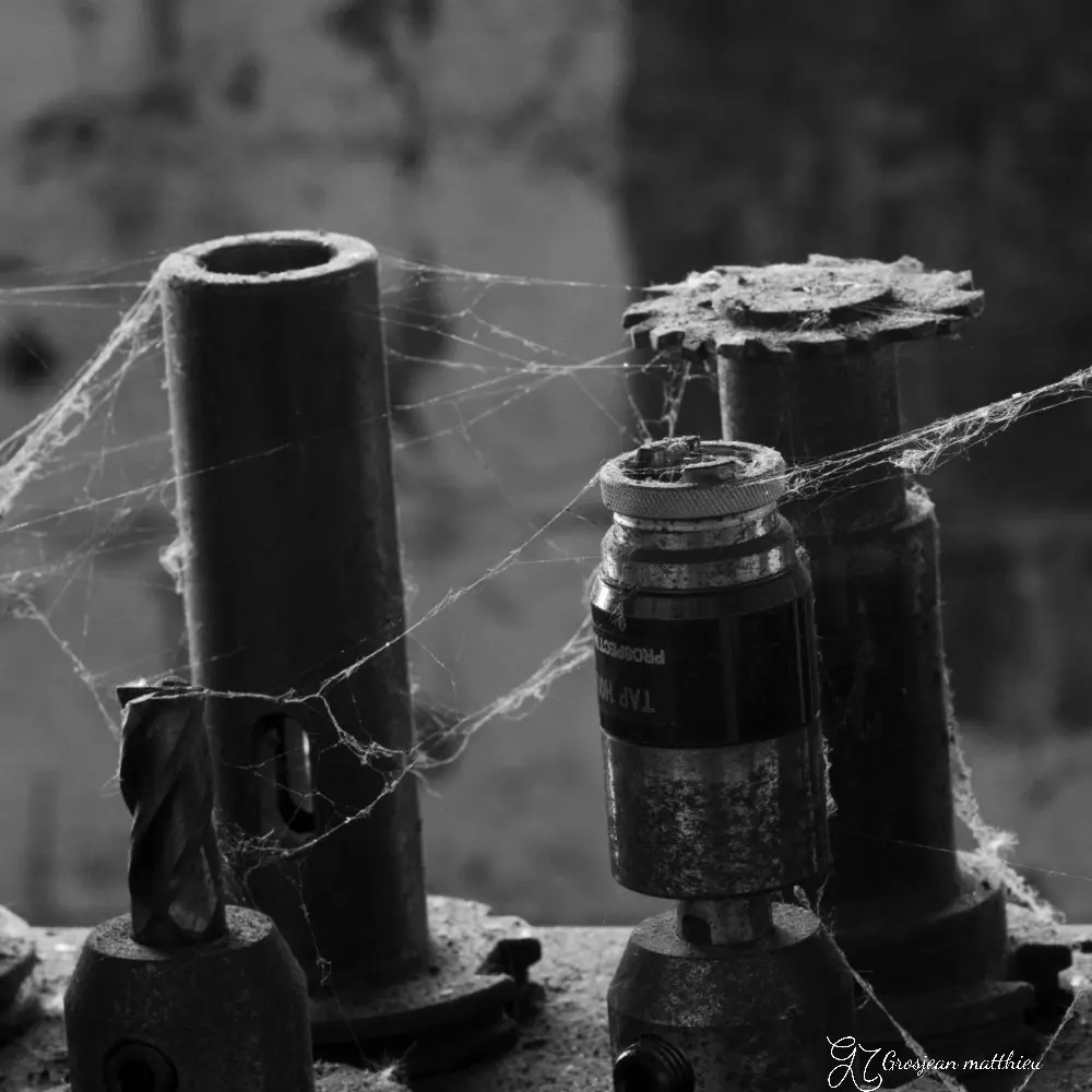 a disused workshop 09